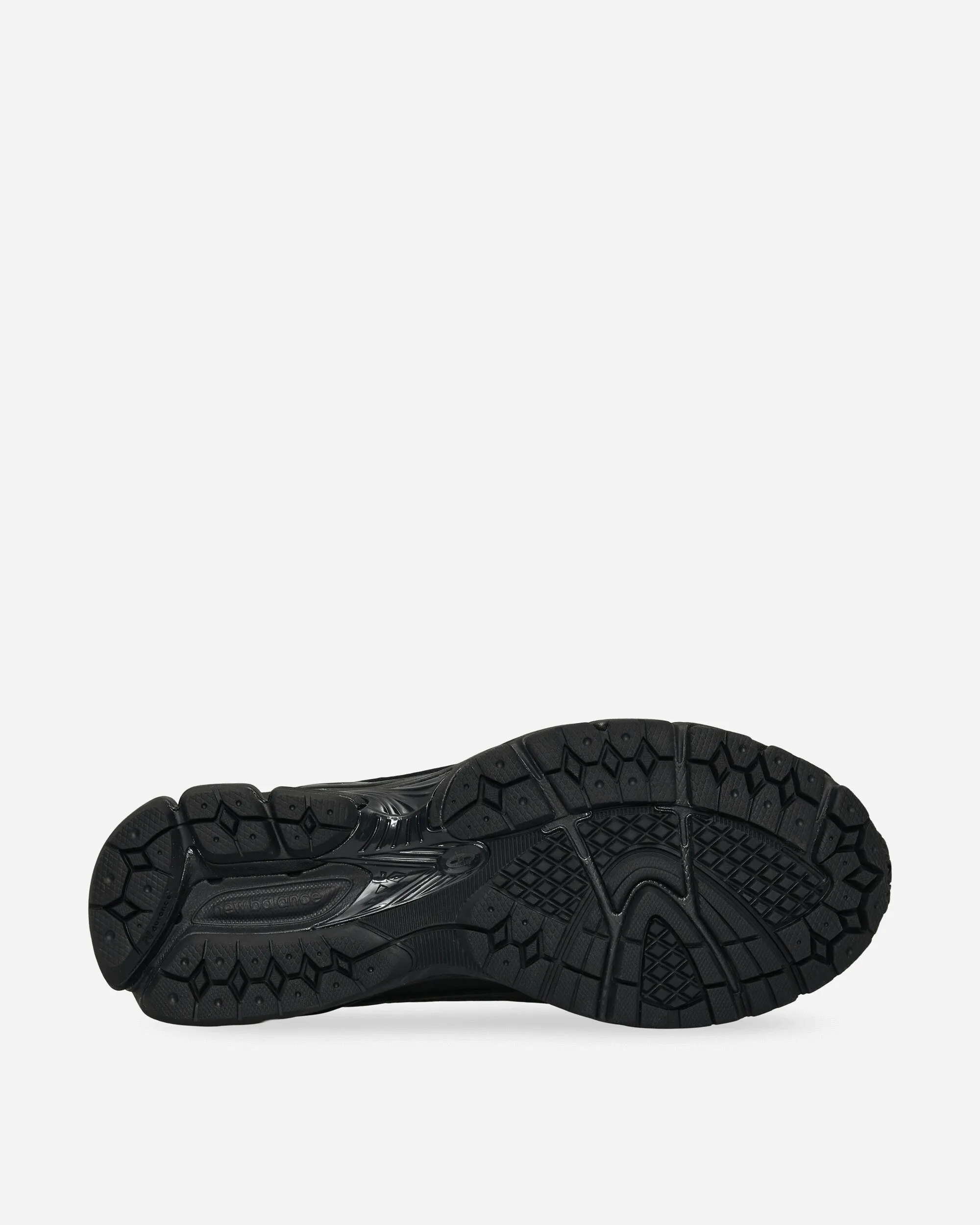 1906L Sneakers Black