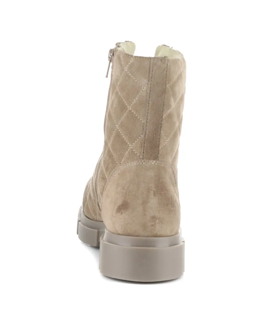 Bos. & Co. Lane Suede Boot