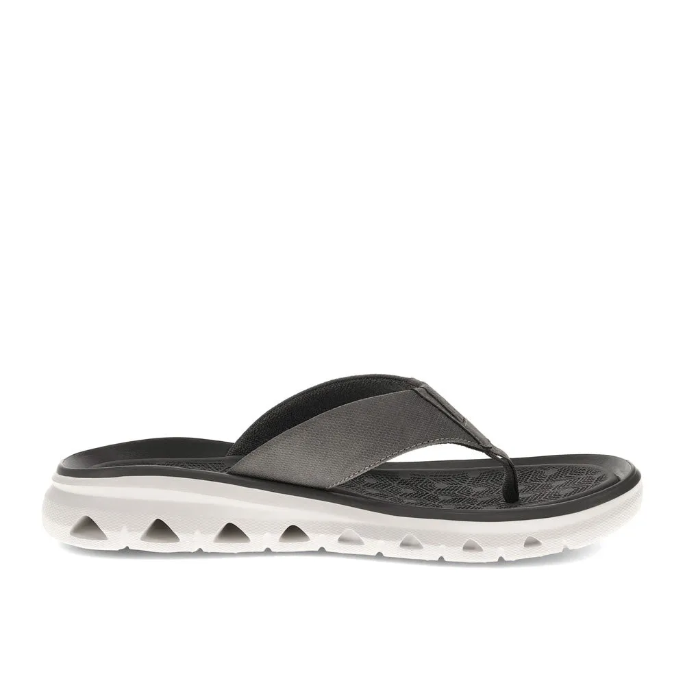 Dockers Mens Luka Synthetic Leather Casual Flip Flop Sandal Shoe