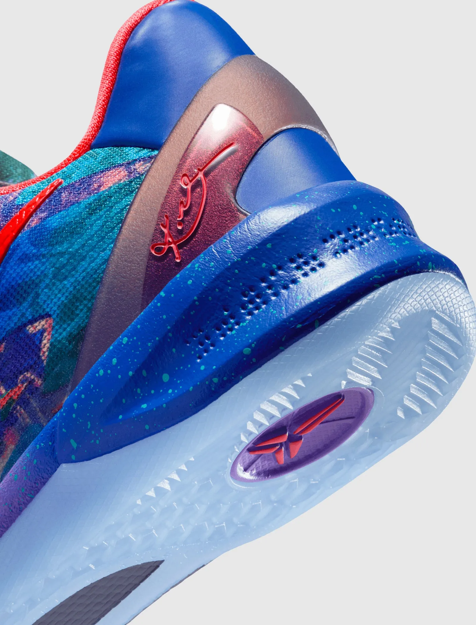 KOBE VIII PROTRO "WHAT THE KOBE" GS
