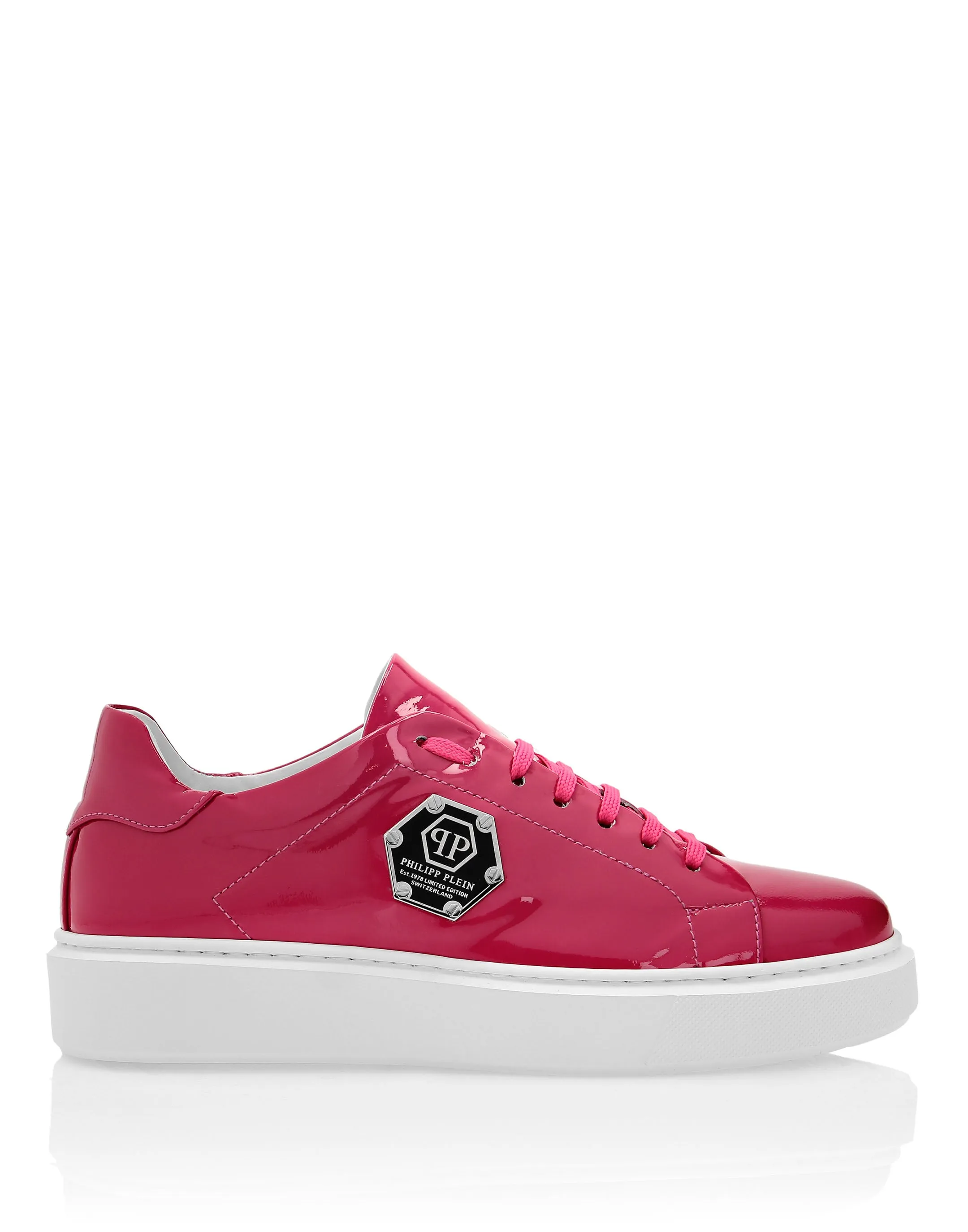 Lo-Top Sneakers