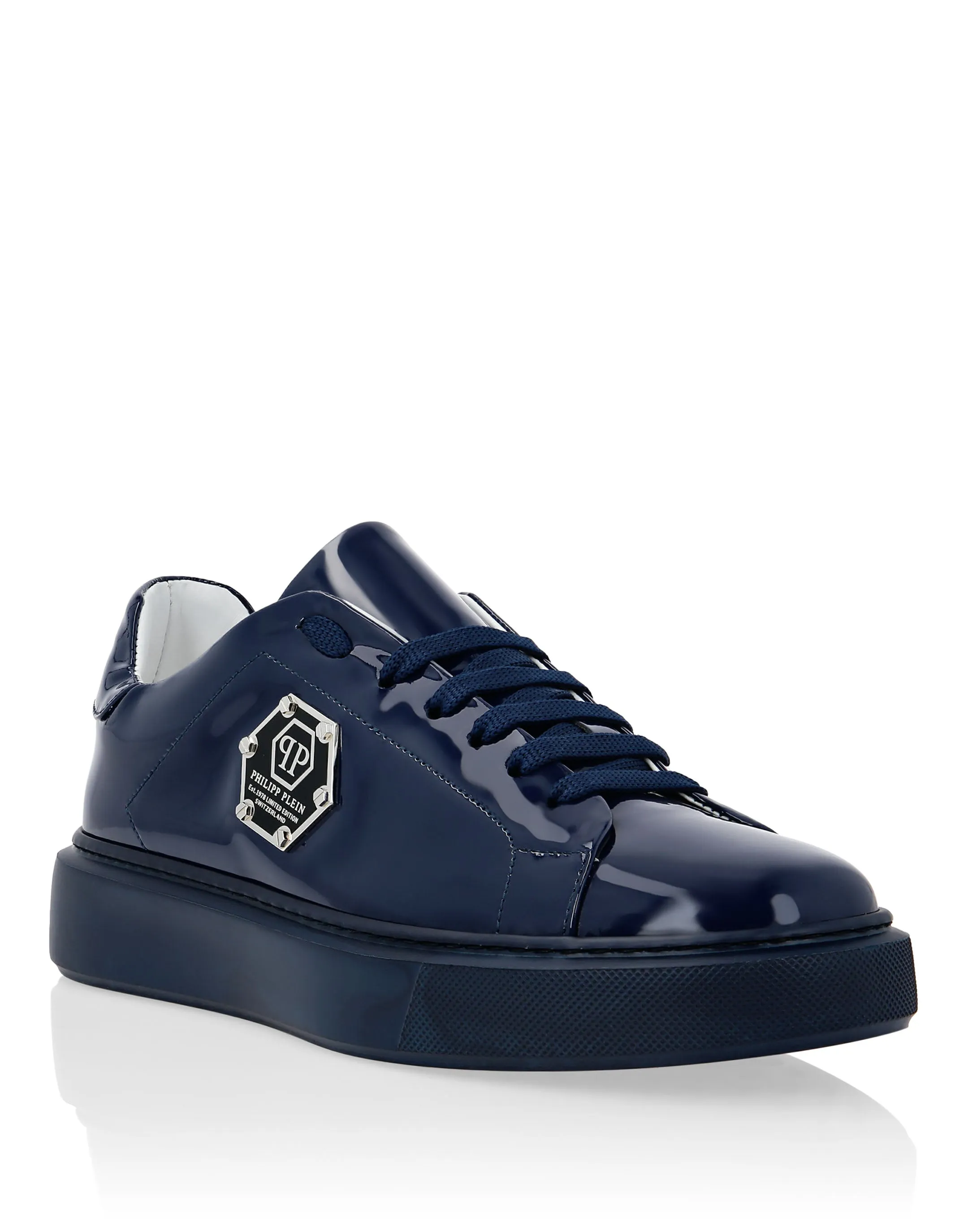 Lo-Top Sneakers