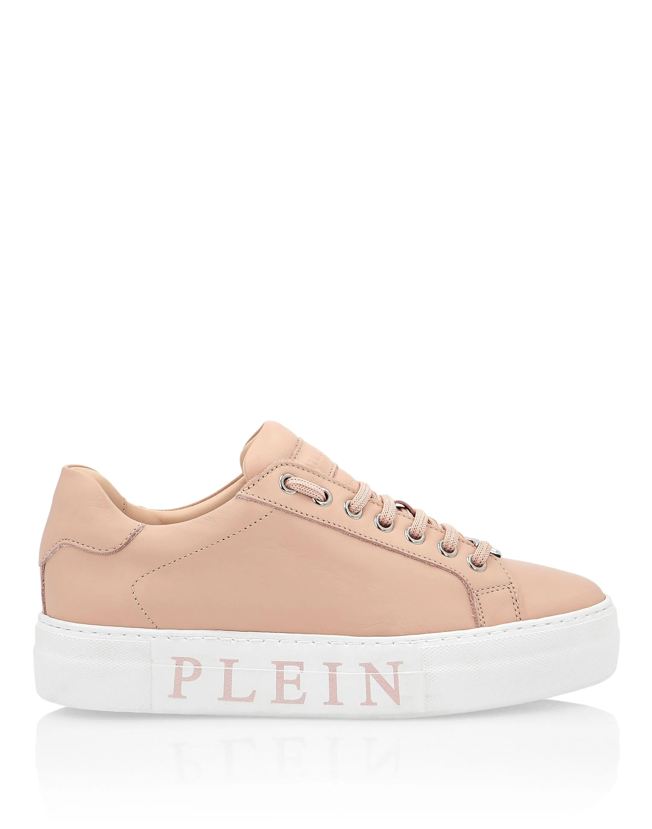 Lo-Top Sneakers