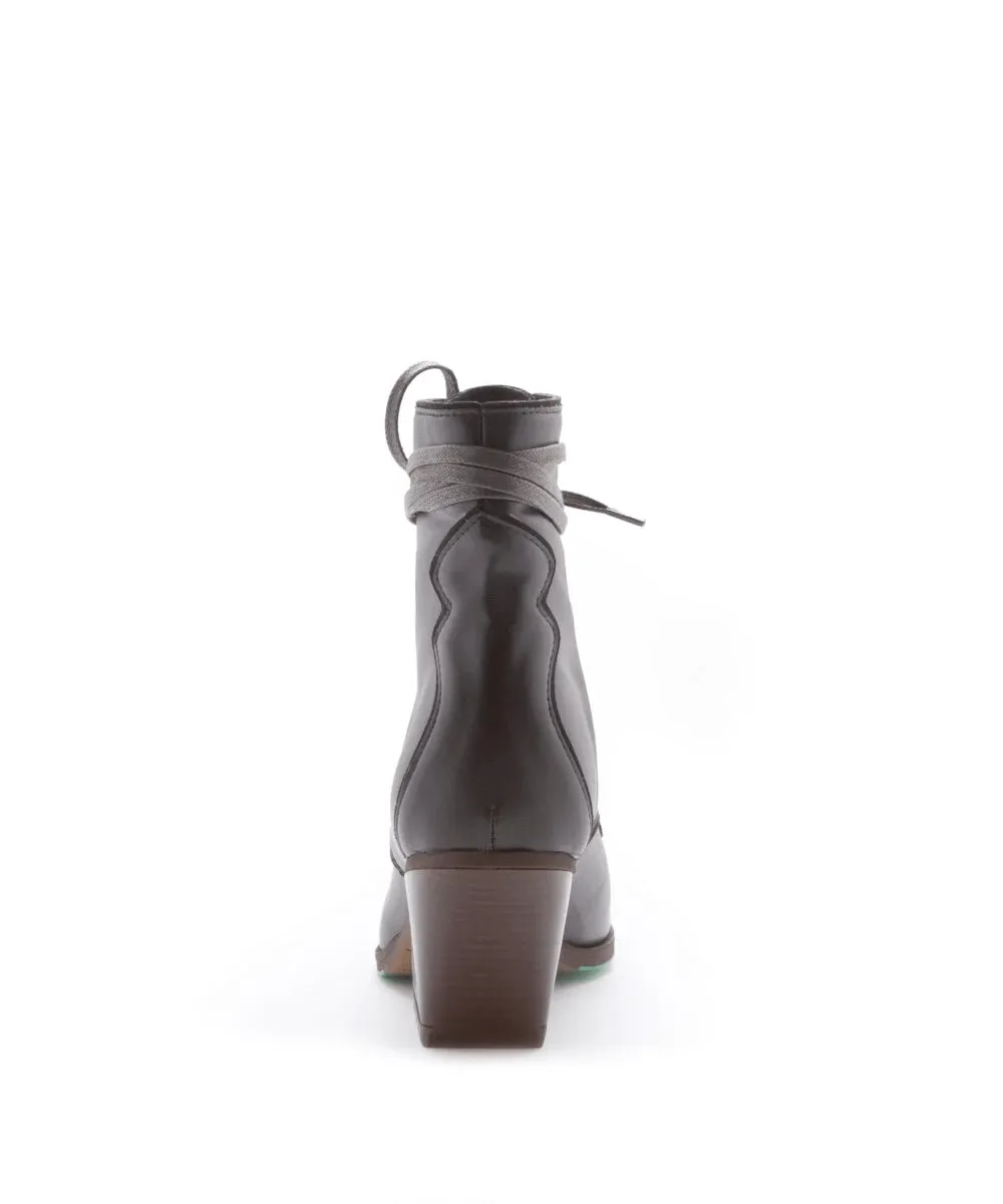 Lot AppleSkin Vegan Leather Cowboy Boots | Black