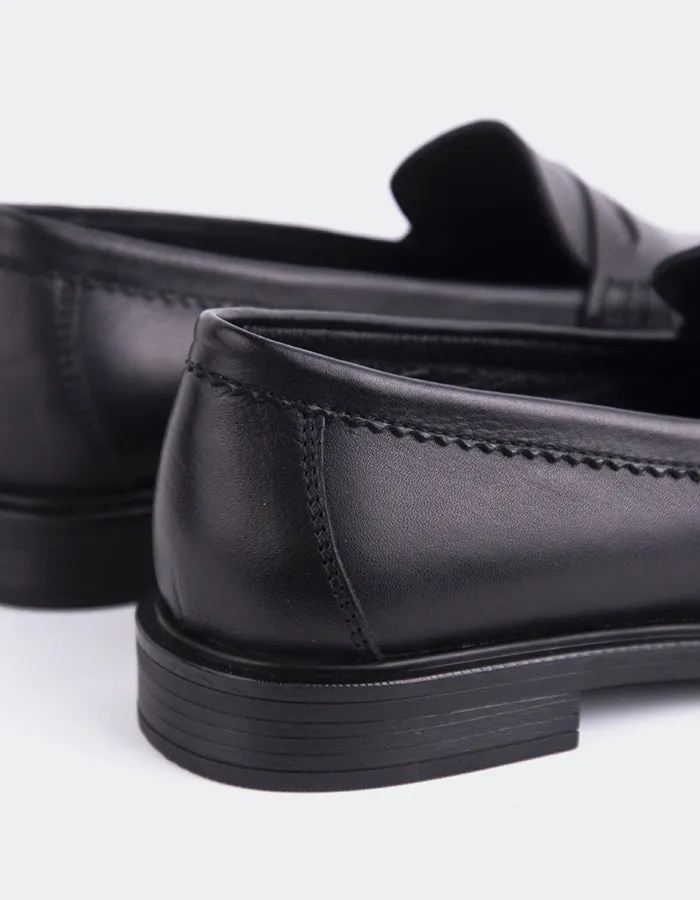 Safiya Black Leather