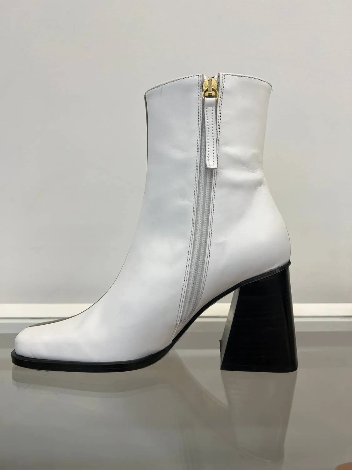 South Bi-Color Ankle Boots In Dusty Olive/bright White