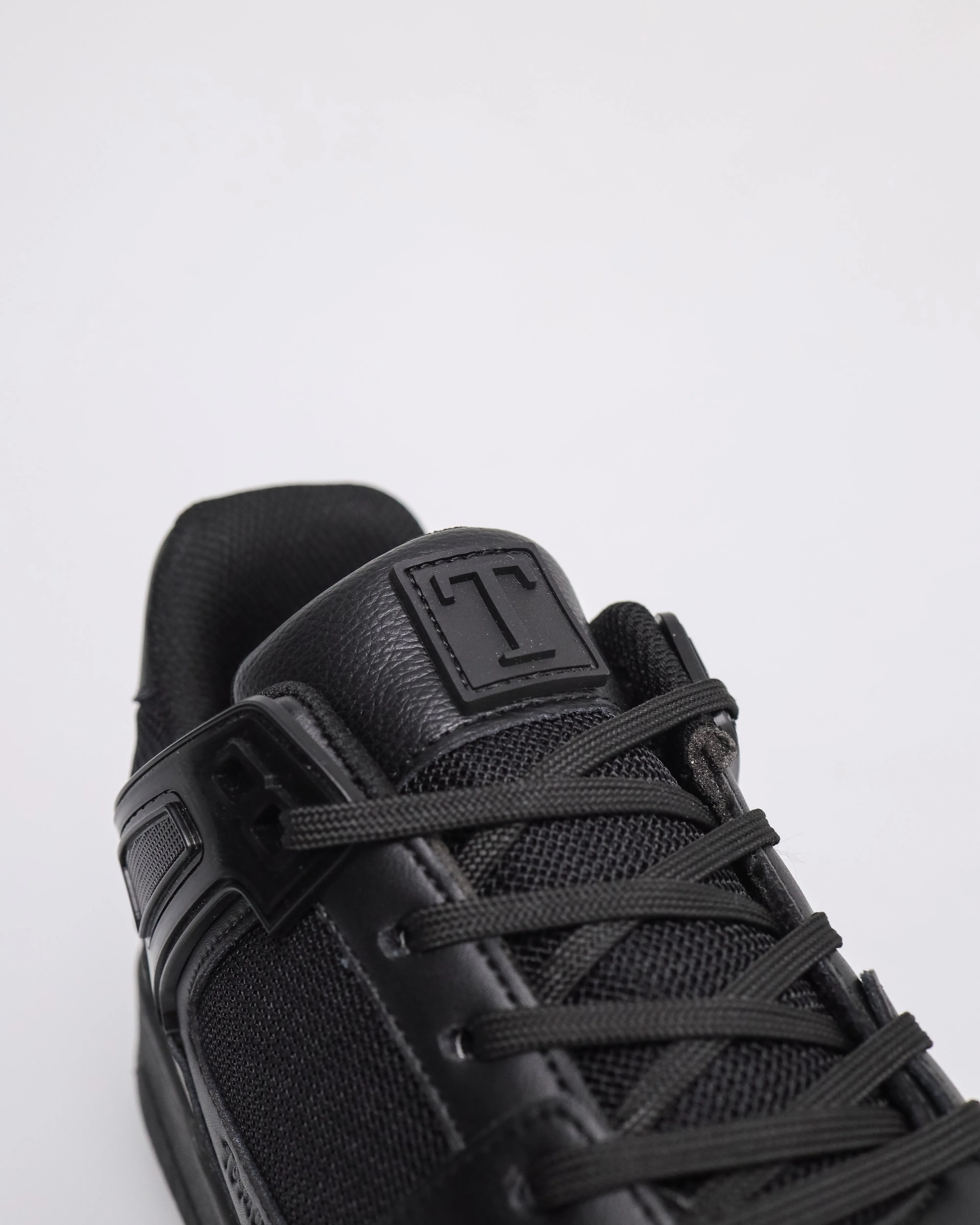 Tomaz TBB022 Men's Momentum Sneakers