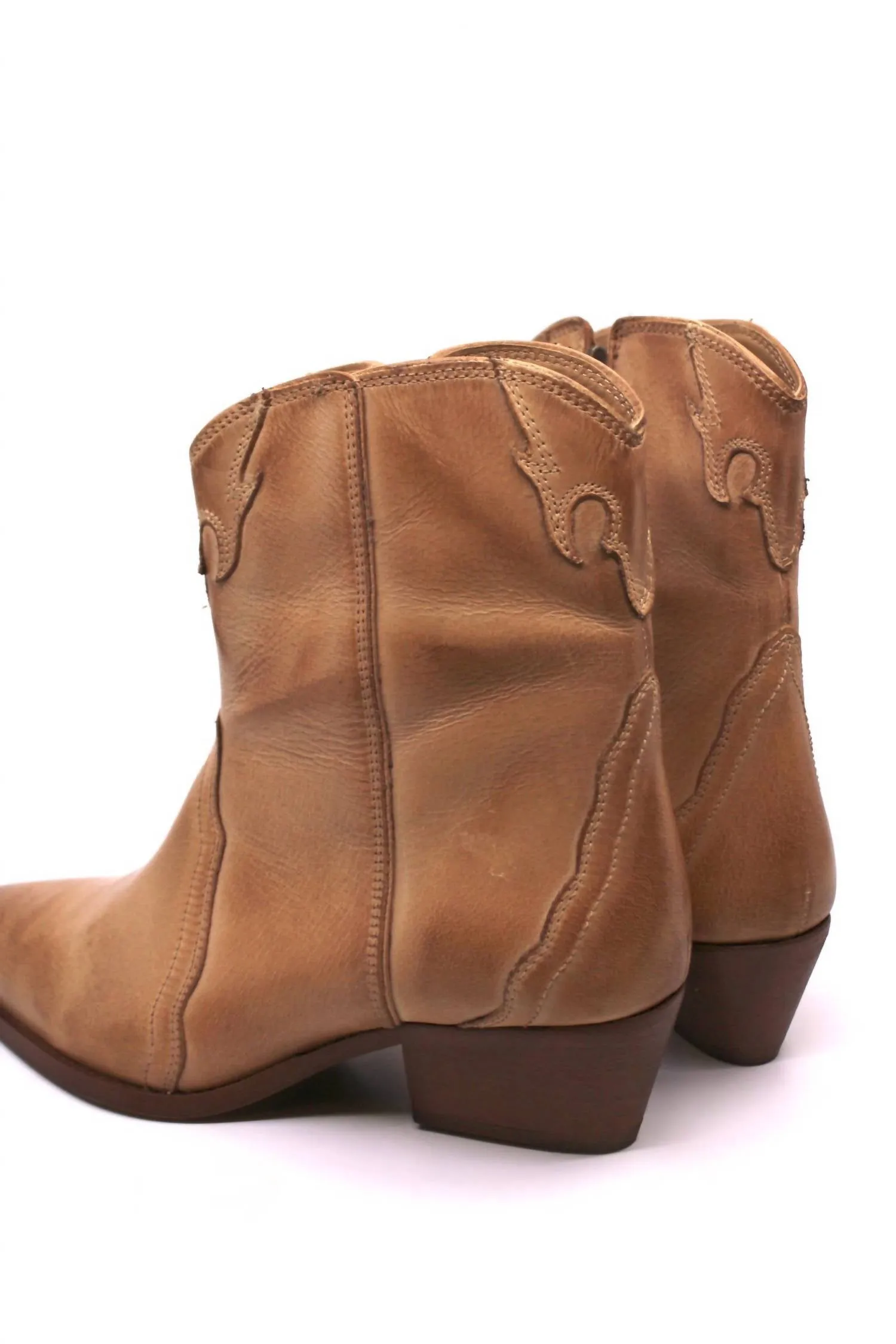 Women's Frontier Western Boot In Distressed Tan