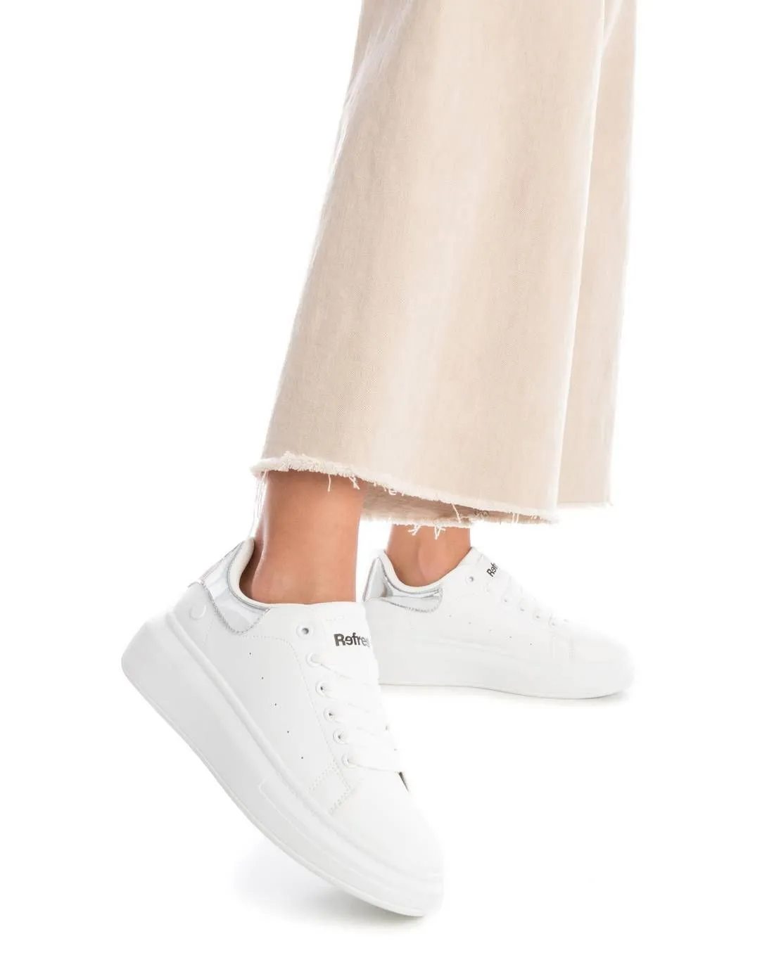 Women's sneakers